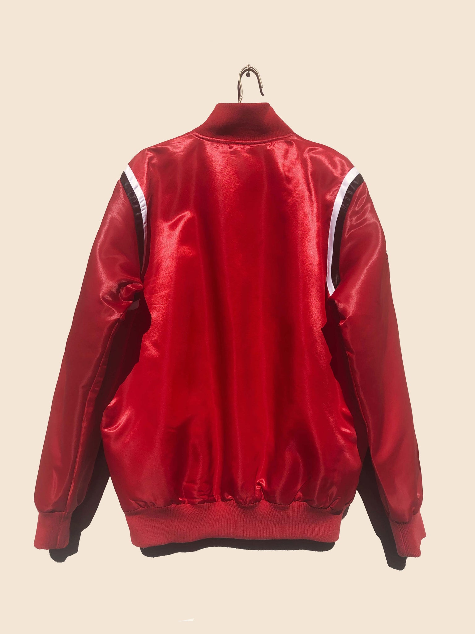 Suey NBA (M) – Chicago Bomber Red Chop Jacket Starter Bulls Official